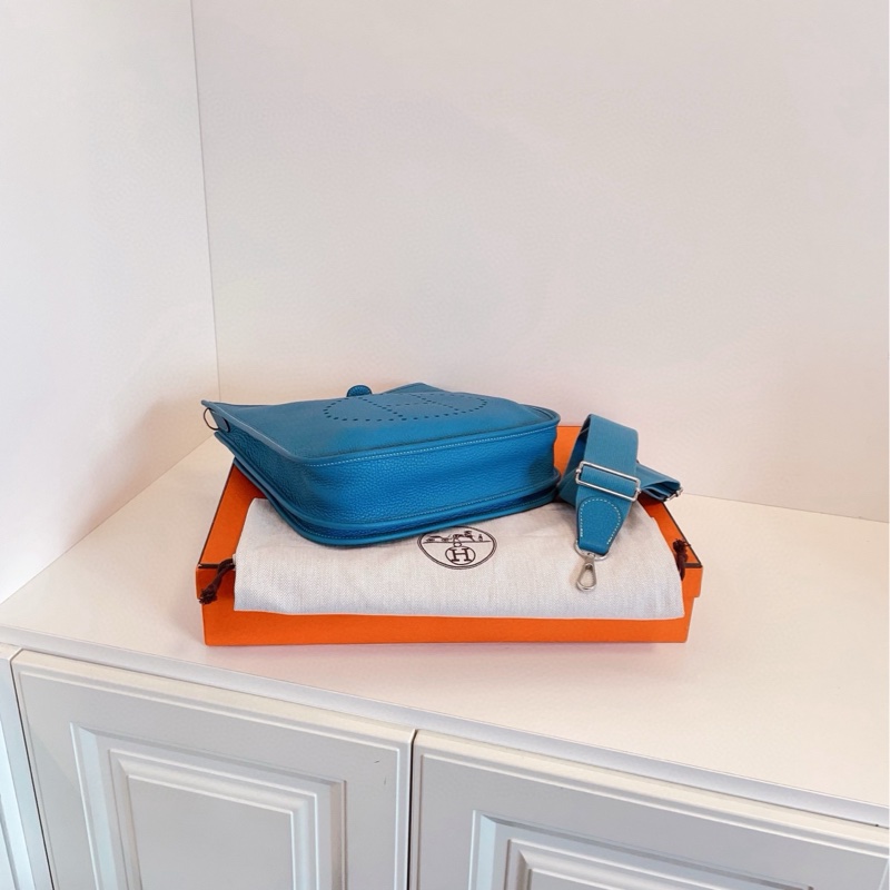 【新🆕全套帶盒 】Hermes Evelyne 29 牛仔藍銀扣斜挎包 單肩包-6