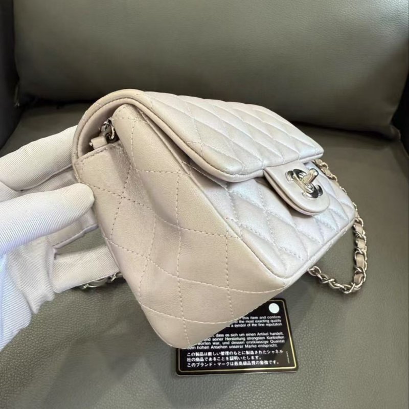 Chanel 方胖子 銀色羊皮 97新 配件塵袋-6