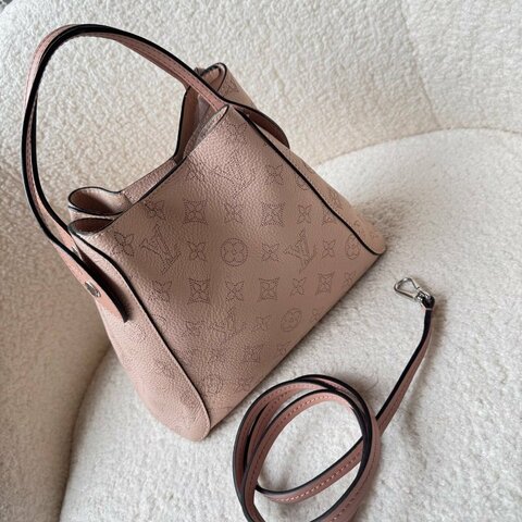 ✨Lv月光女神 藕粉色月光女神 全皮款高價款hina托特 98新配件塵袋