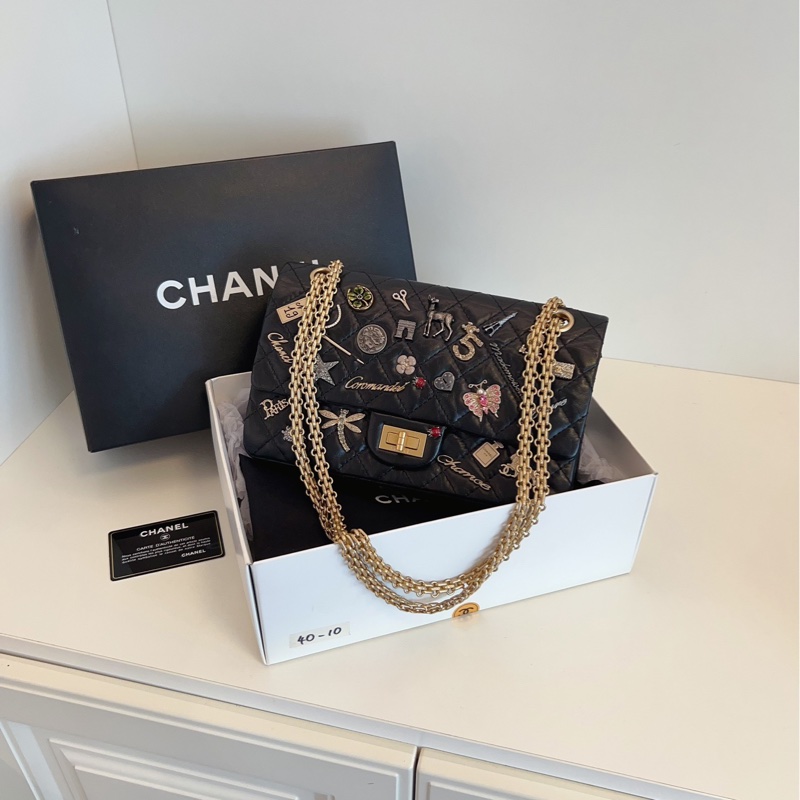 【閒置🆕】Chanel 全球限量 黑金做舊金屬 2.55徽章CF小號 斜挎包 單肩包-7