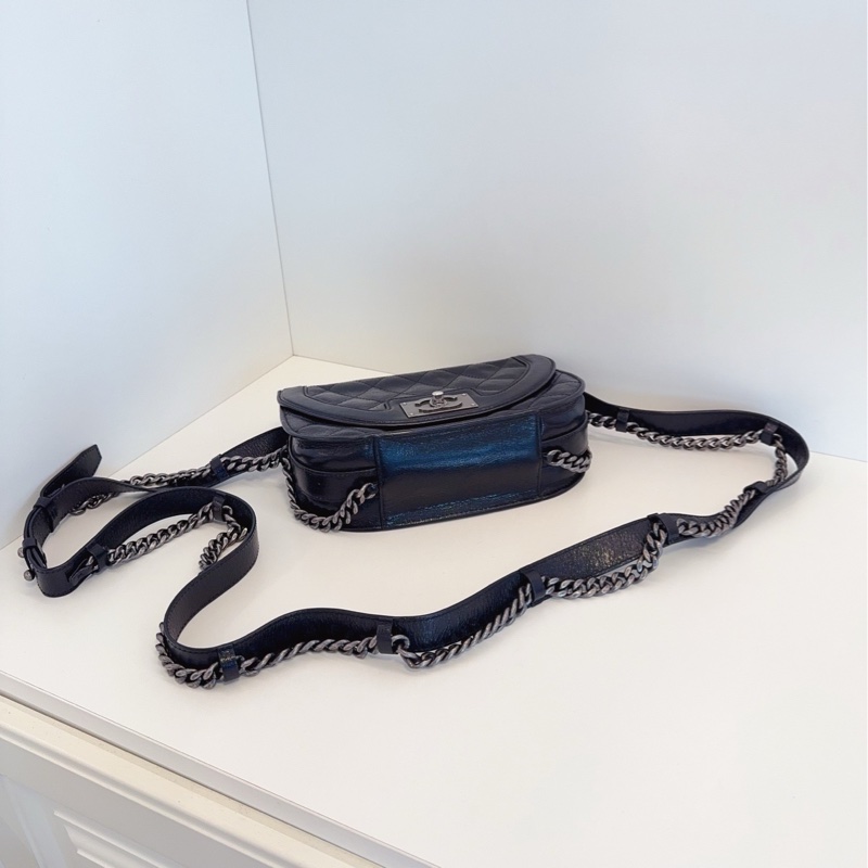 【98新🆕】Chanel 達拉斯 黑銀牛皮馬鞍包郵差包 手提包 斜挎包 單肩包-5