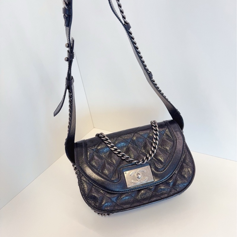 【98新🆕】Chanel 達拉斯 黑銀牛皮馬鞍包郵差包 手提包 斜挎包 單肩包-6