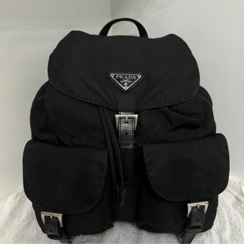 Prada 後背包 尺寸30*16*38-0