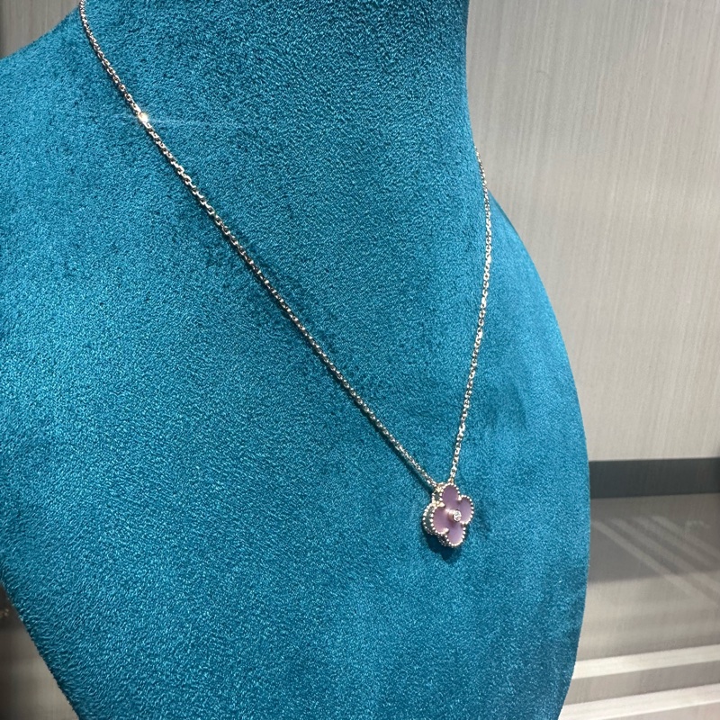 Van Cleef & Arpels梵克雅宝 Alhambra2025圣诞限定 母贝粉色-3