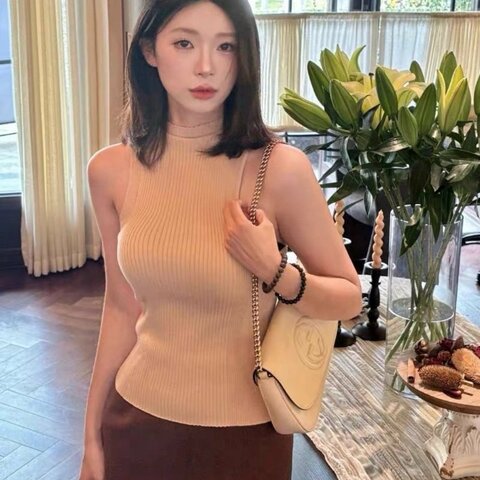 Gucci 裸粉奶茶色soho流蘇翻蓋鏈條包 27.3*5.7*14.8 98新配件塵袋