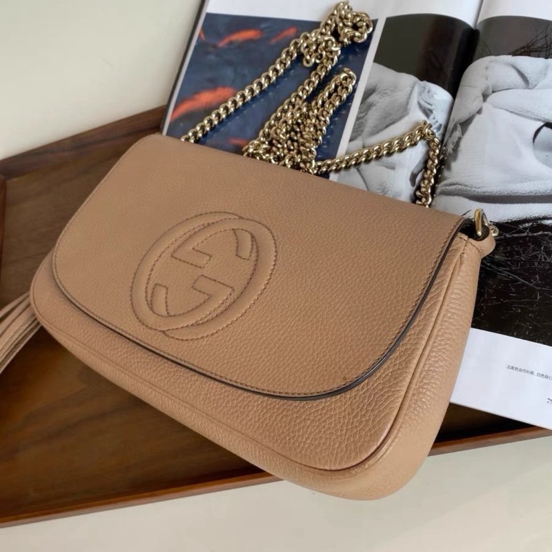 Gucci 裸粉奶茶色soho流蘇翻蓋鏈條包 27.3*5.7*14.8 98新配件塵袋-4