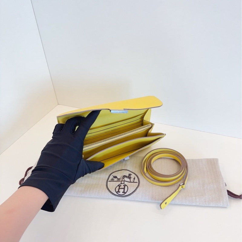 【99新🆕帶膜】Hermes constance to go 康康 檸檬黃銀扣 斜挎包 單肩包-6