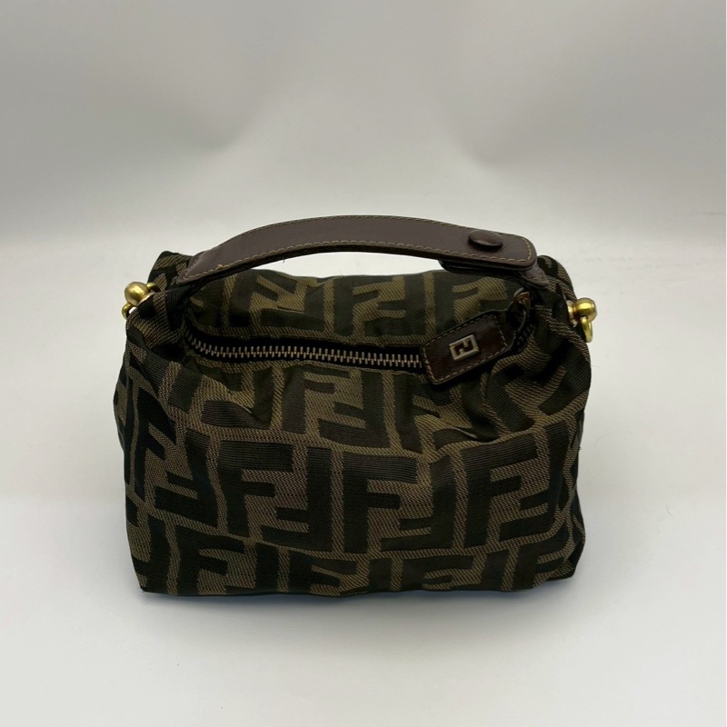 🏷️ Fendi 飯盒包-2