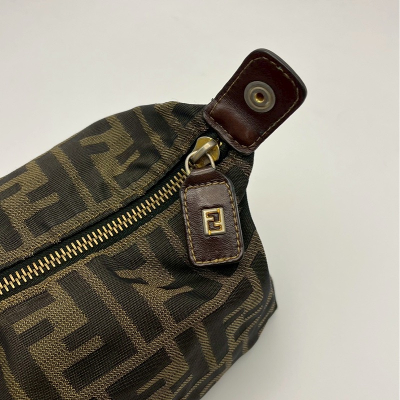 🏷️ Fendi 飯盒包-7