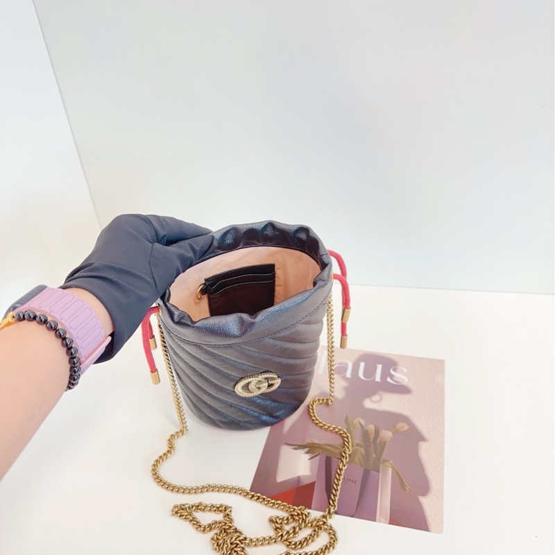 【閒置未使用🆕】Gucci marmont mini 黑色紅滾邊 金鍊條包 抽繩小水桶 斜挎包 單肩包-7