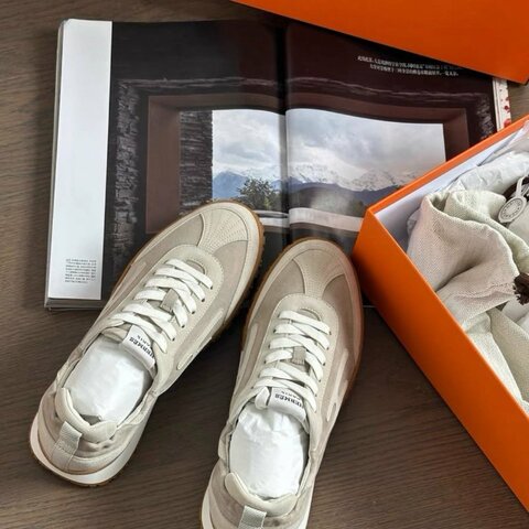 hermes 卡其米色jet運動鞋37.5 全新閒置配件塵袋盒子