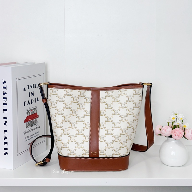 Celine 經典 老花 水桶包-0