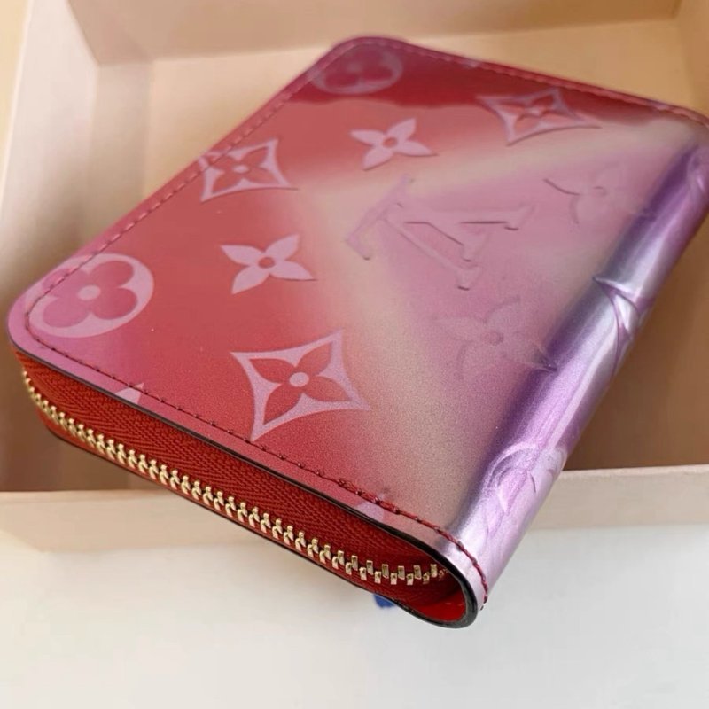 lv 鐳射老花漆皮漸變壓花拉鍊零錢包11*8.5*2 全新配件盒子-3