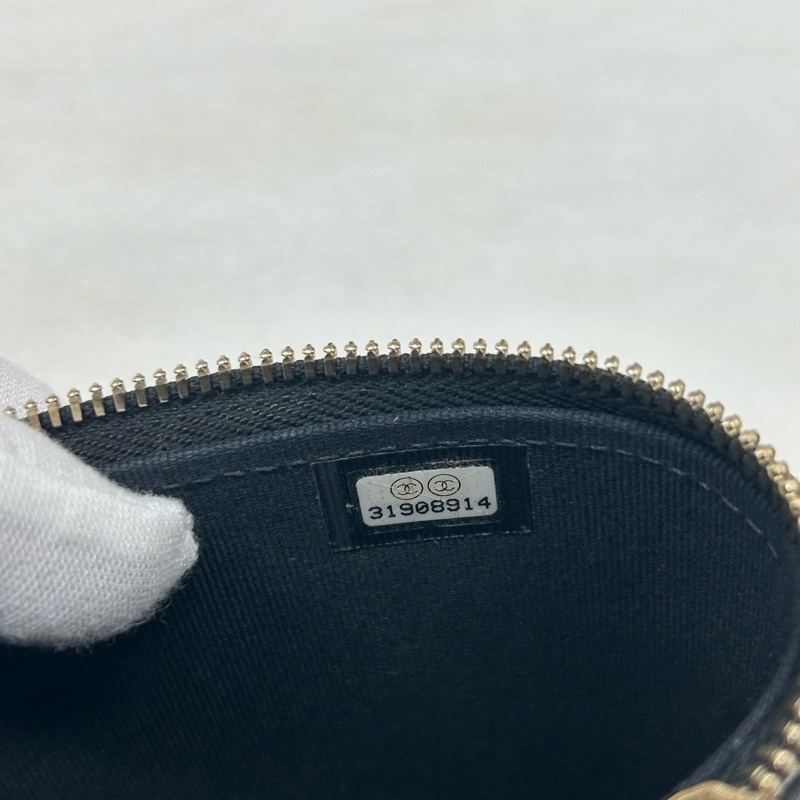 Chanel 黑金手柄款手機包 鐳射31開 內袋有鏡子 尺寸約18*10.5*5,附件塵袋-8