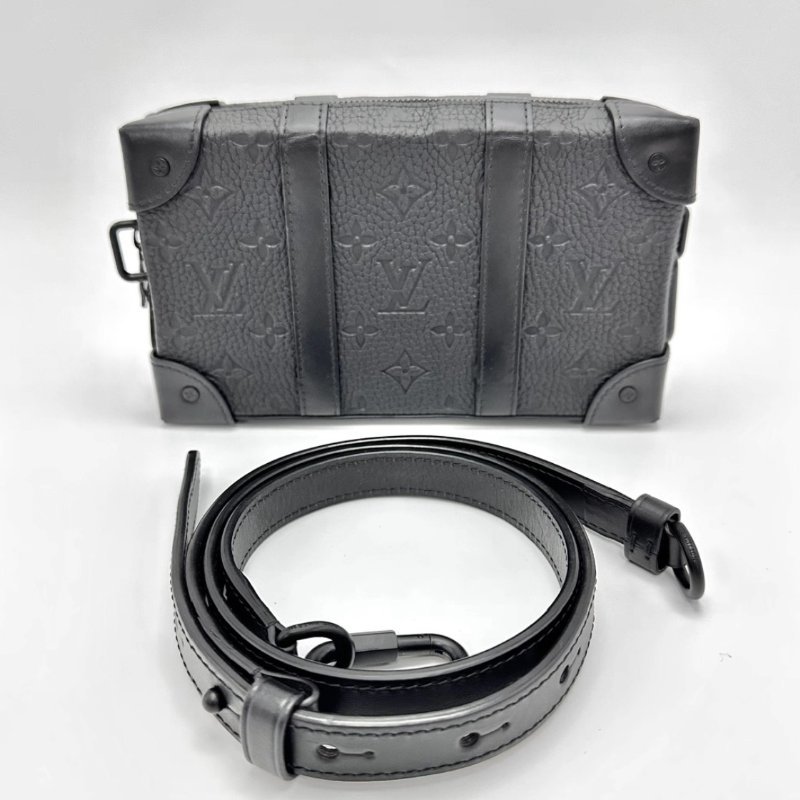 LV SoftTrunkWallet黑武士肩背斜背包 芯片款23*14*5 98新配件塵袋-0