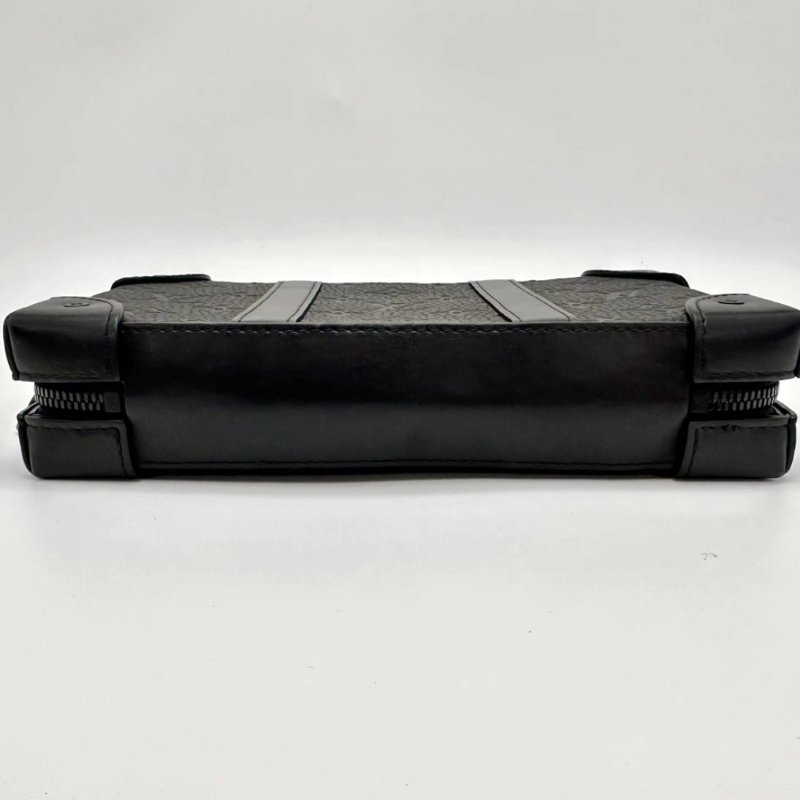 LV SoftTrunkWallet黑武士肩背斜背包 芯片款23*14*5 98新配件塵袋-3