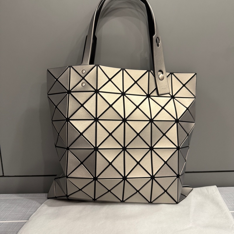 Baobao ISSEY MIYAKE 三宅一生 6X6 金屬光 雙色 肩背包 手提包-6