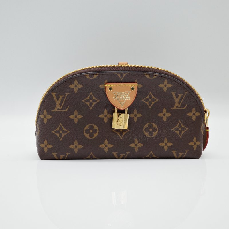 【2019 限量款♥️】Louis Vuitton 路易威登 經典花紋 Monogram帆布 Moon Pochette 月亮包 飛碟包 手拿包 手提包|M44943-1
