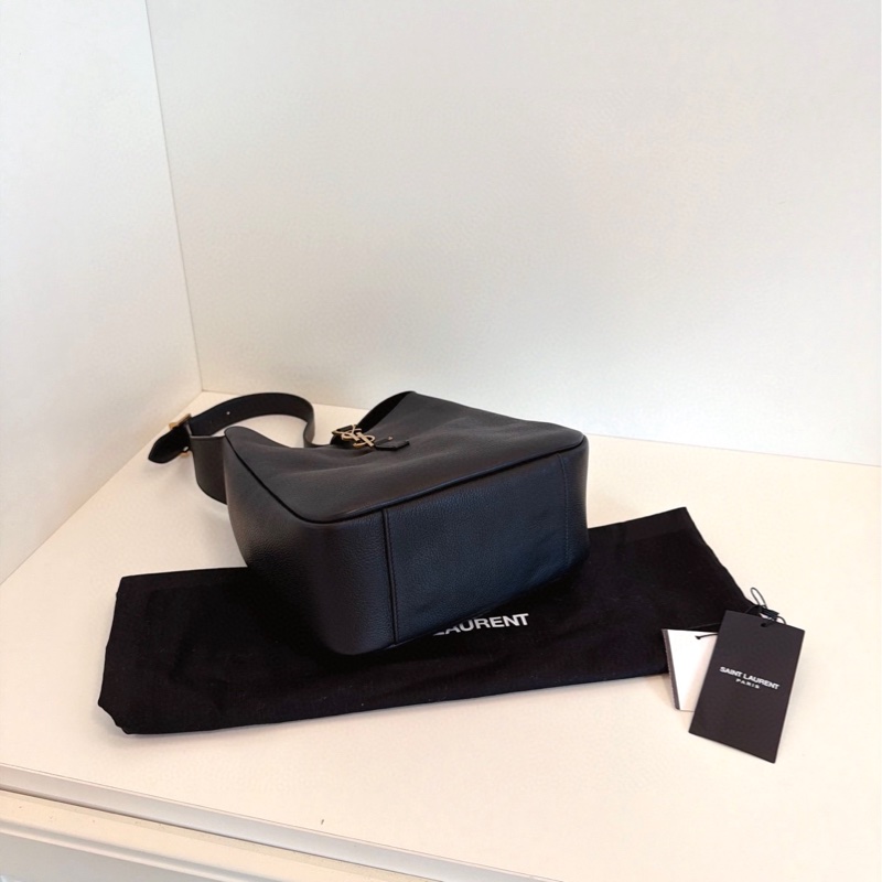 【98新🆕】YSL Le5a7黑金全皮Hobo金勾小水桶腋下包 單肩包小號-4