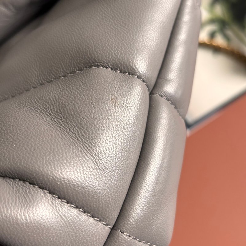 ::Saint Laurent:: YSL 聖羅蘭 LouLou Toy Puffer 灰色雲朵枕頭包 Leather Shoulder Bag-20