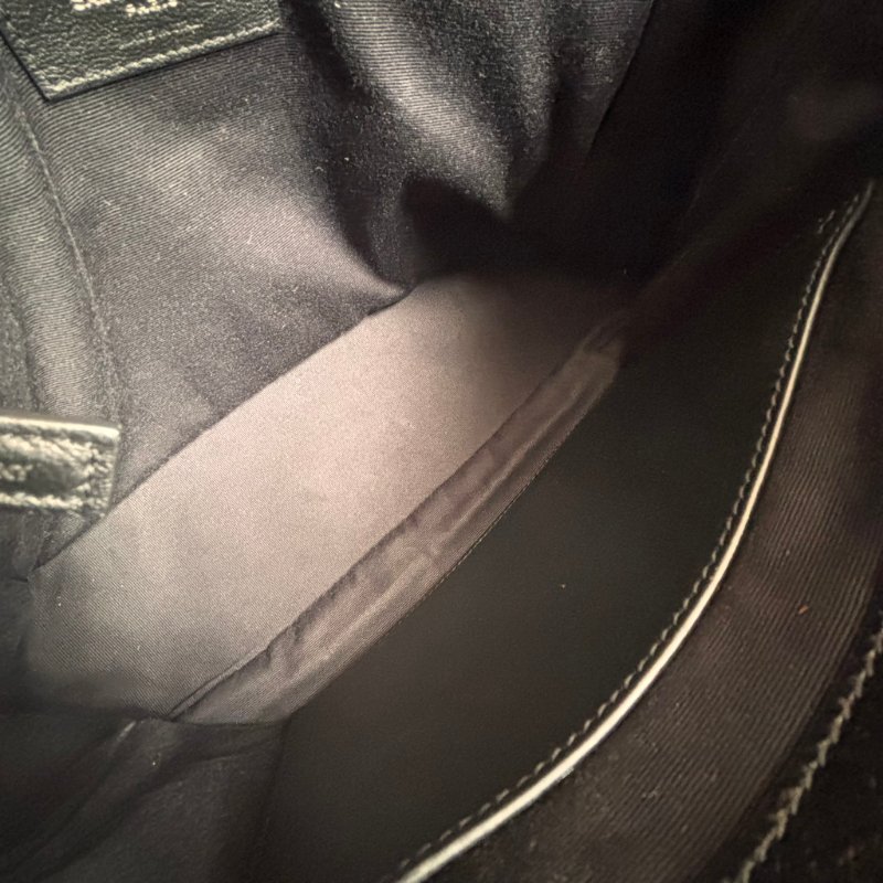 ::Saint Laurent:: YSL 聖羅蘭 皮革黑LOGO 霧銀鍊揉製小牛皮翻蓋斜背包 NIKI MM 中款-27