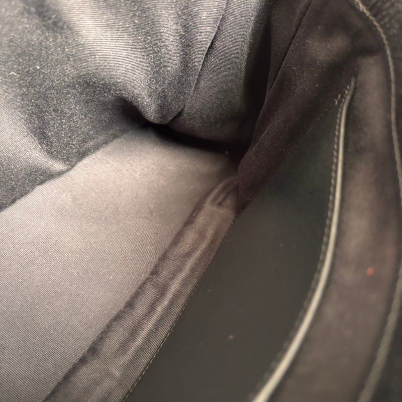 ::Saint Laurent:: YSL 聖羅蘭 皮革黑LOGO 霧銀鍊揉製小牛皮翻蓋斜背包 NIKI MM 中款-28