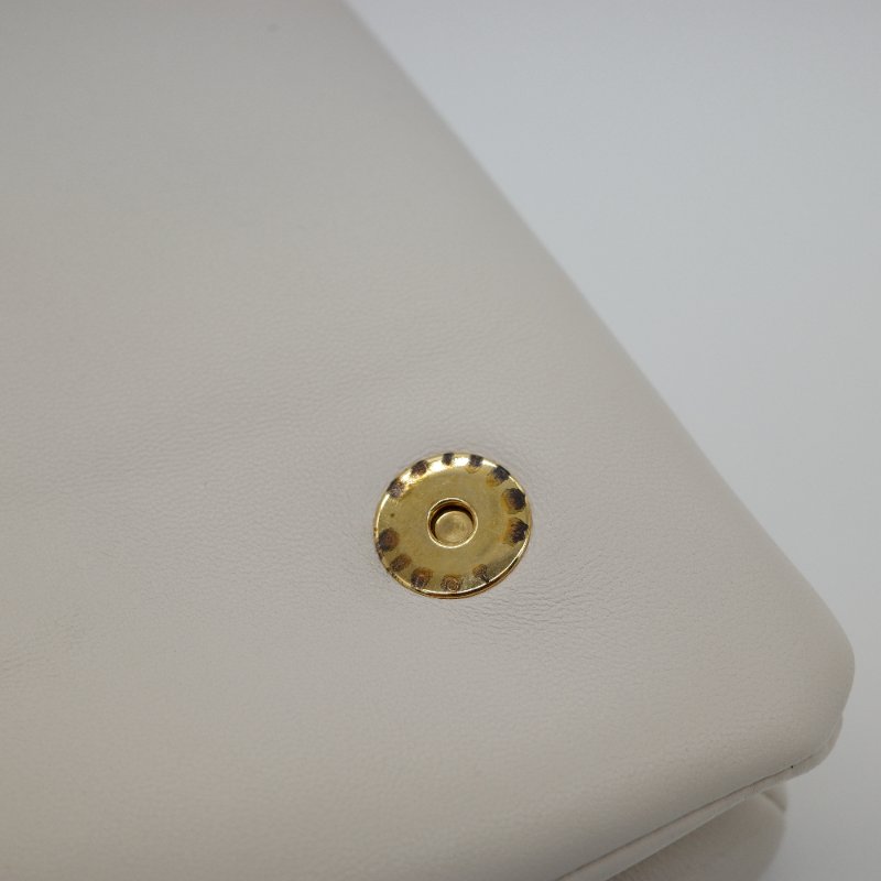 Louis Vuitton 路易威登 Pochette Coussin Logo立體羊皮壓印 泡芙包 鏈帶包 手拿包 斜挎包 |M82289-9