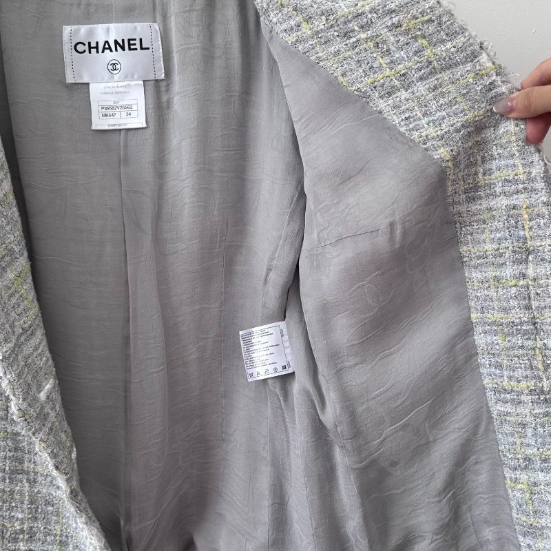 Chanel 粗花呢外套 34碼 98新配件衣架塵袋-5