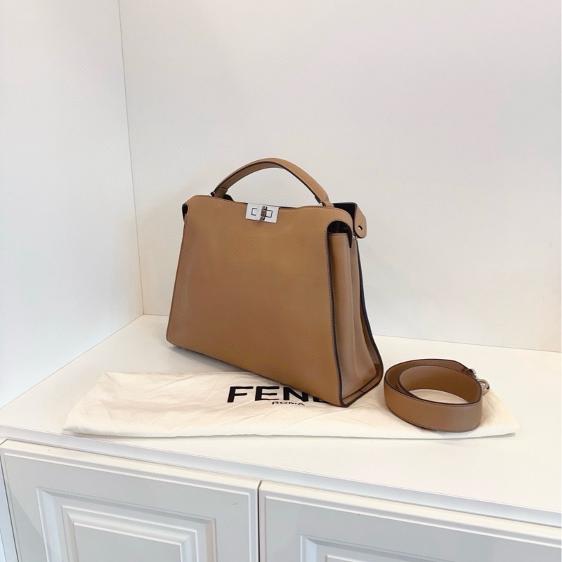 【98新🆕】Fendi peekaboo essentially 大象灰銀扣全皮手提包 斜挎包 單肩包-2