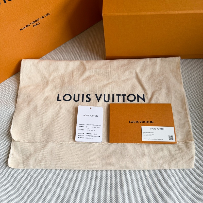 全新Louis Vuitton 收納包 化妝包 盥洗包 M83112 Trousse Toilette Locker Dopp Kit-9