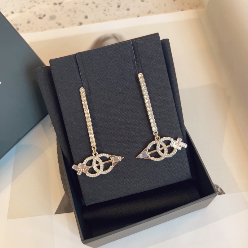 【全新🆕】Chanel 23c 限定丘比特🤍愛神之箭 淡金水鑽雙C 長款耳釘/耳環-1