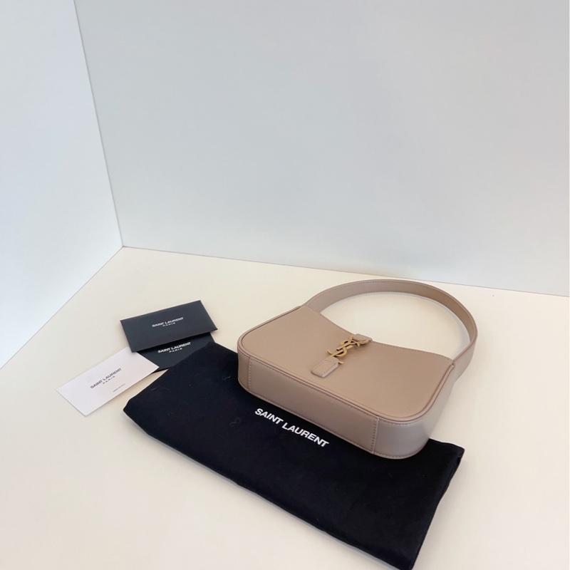 【閒置🆕】YSL 斷貨王 mini Hobo 奶茶色 腋下包 手提 單肩包-5