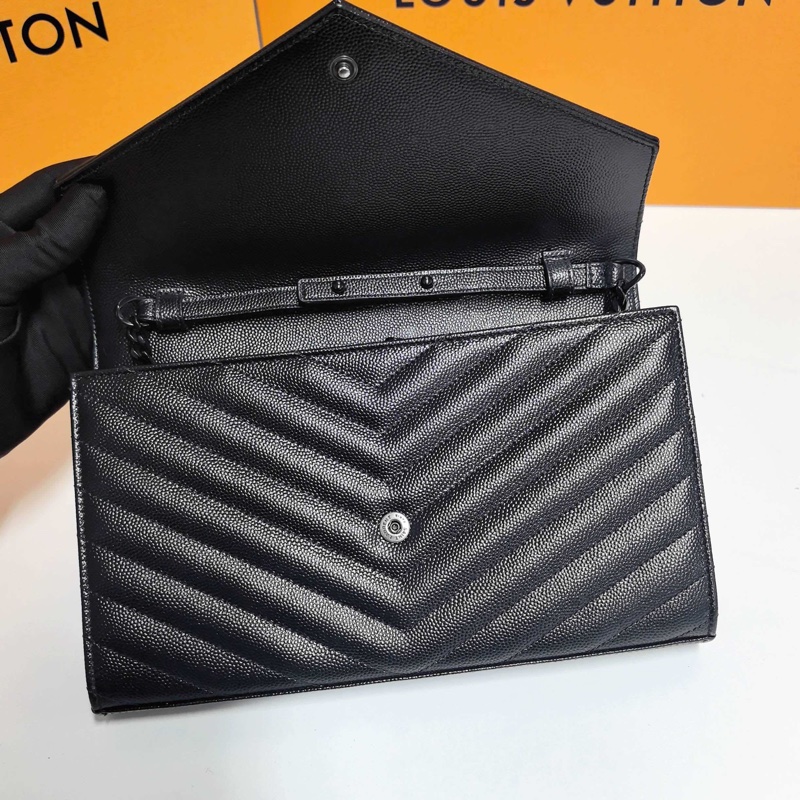 YSL so black魚子醬牛皮 鏈條信封包 約22cm-2