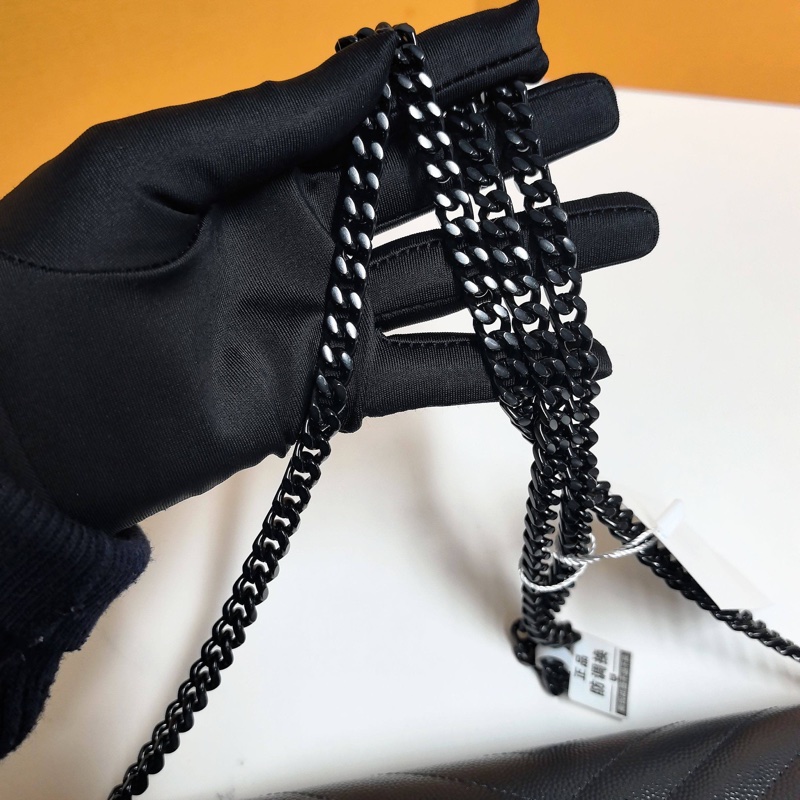 YSL so black魚子醬牛皮 鏈條信封包 約22cm-8