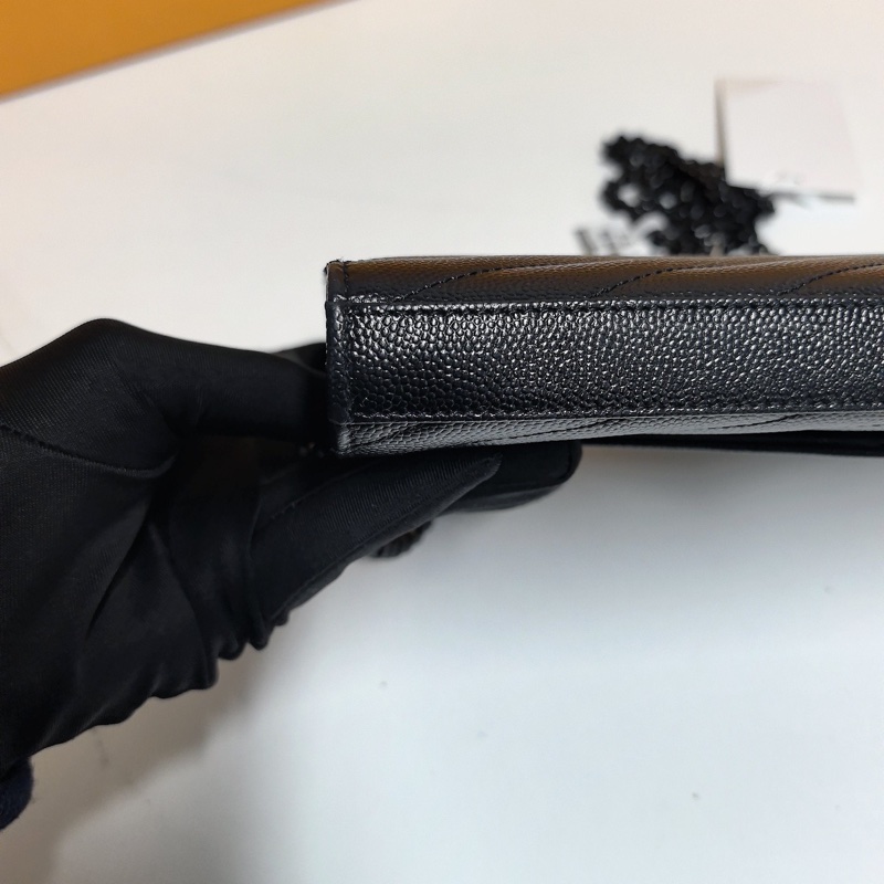 YSL so black魚子醬牛皮 鏈條信封包 約22cm-10
