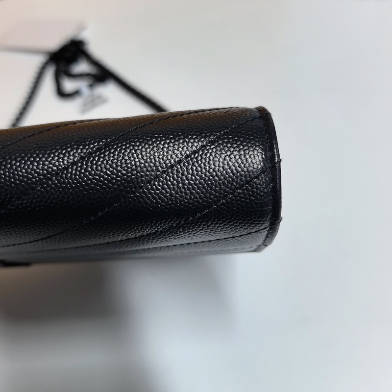 YSL so black魚子醬牛皮 鏈條信封包 約22cm-17