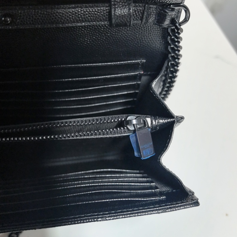 YSL so black魚子醬牛皮 鏈條信封包 約22cm-25