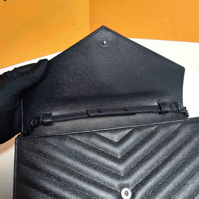 YSL so black魚子醬牛皮 鏈條信封包 約22cm-29