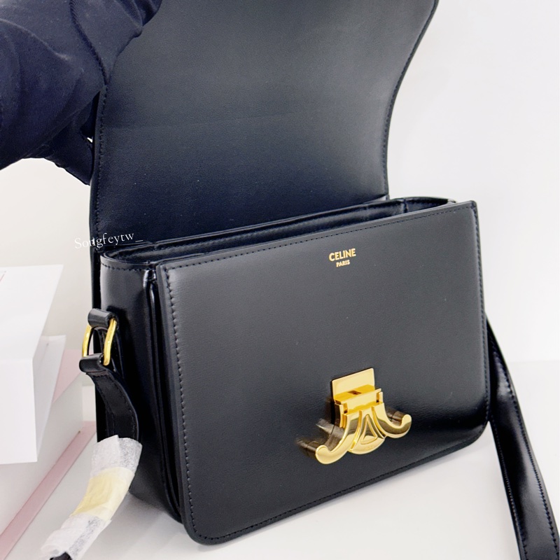 Celine 經典 凱旋門 信封包-6