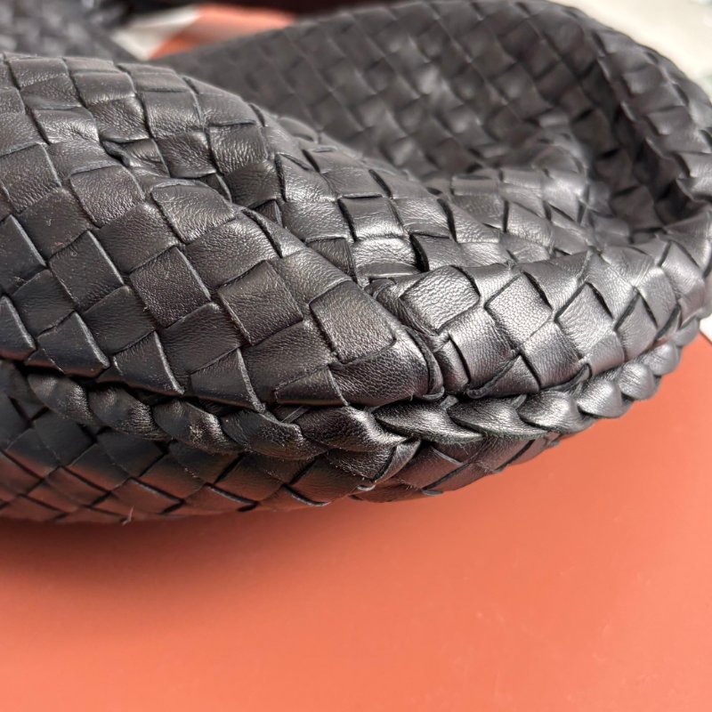 ::Bottega Veneta:: BV 黑色皮革編織手提包 腋下包 和尚包 HOBO-2
