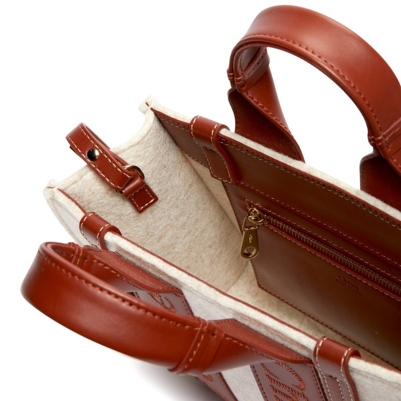 Chloe Logo Embroidered Small Woody Tote Bag for Women in Cement Beige - CHC22WS397I58-24H-3