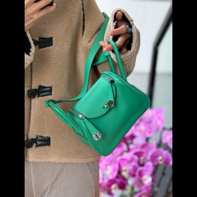 Hermes mini Lindy
6w薄荷綠銀扣 swift 皮-3