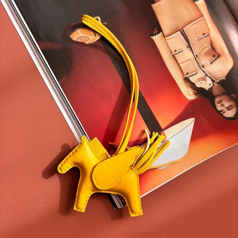 ::HERMES:: Rodeo Pegase PM Charm 黃色小飛馬吊飾-0