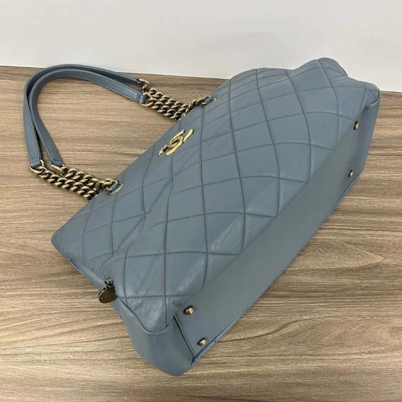 CHANEL 霧霾藍金扣孟買牛皮手提托特包 38*24*20 98新配件保卡塵袋-2