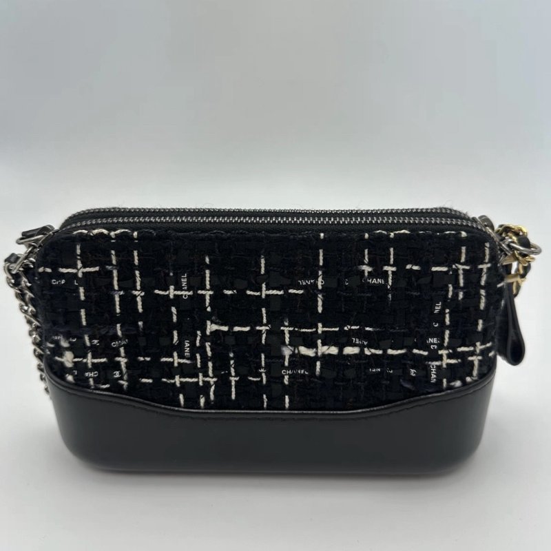 CHANEL 黑白mini流浪鏈條肩背斜背包18.5*10*4 98新配件塵袋保卡-4