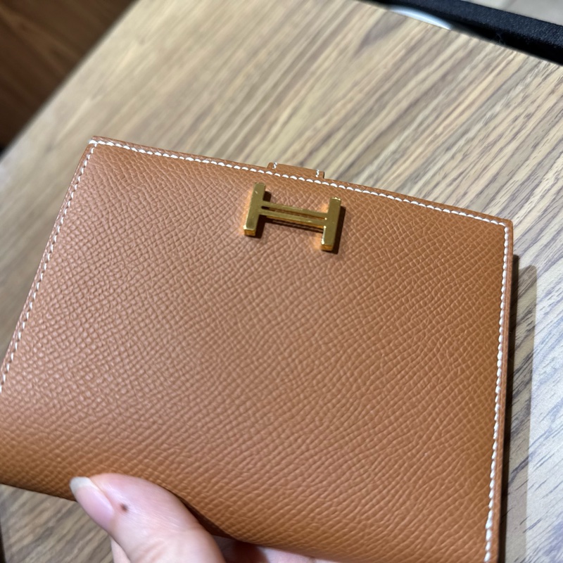 Hermes bearn 金棕金扣短夾-11