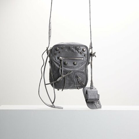 二手Balenciaga le cagole相機包