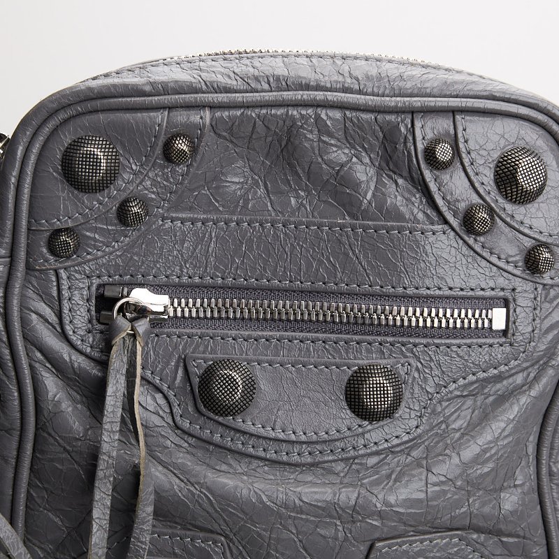 二手Balenciaga le cagole相機包-2