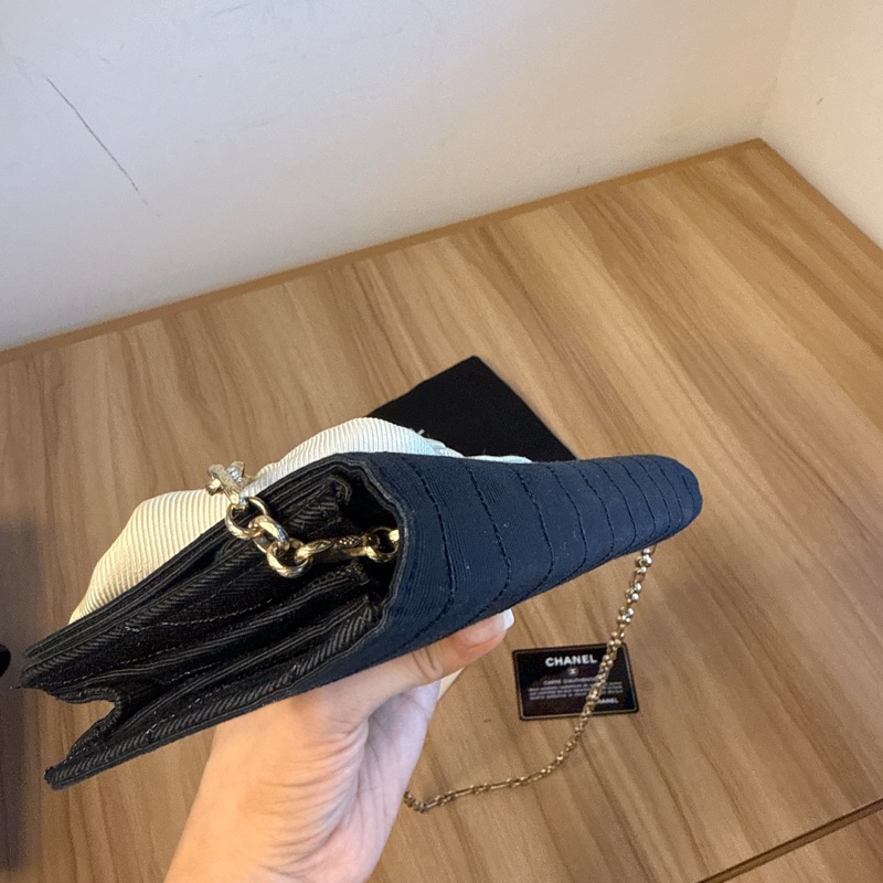 Chanel香奈兒晚宴包、手拿包、肩背包、容量很好-12