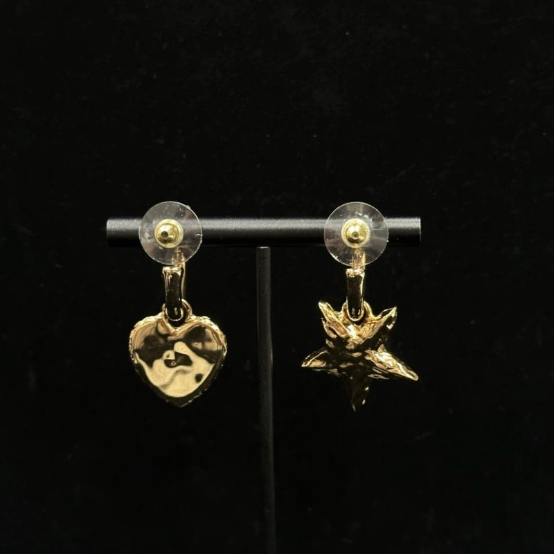 CHANEL 24P五角星愛心組合耳飾 98新 配件塵袋-3